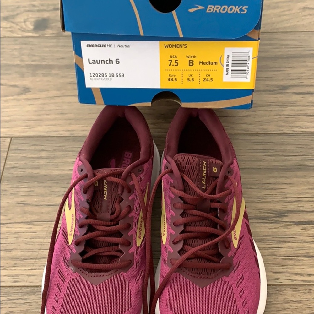Women’s brooks Launch 6 sneakers
